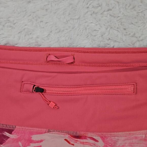 Athleta printed run with it 3.5 in short women's XL Pink Purple Painted Energy C - Picture 9 of 12